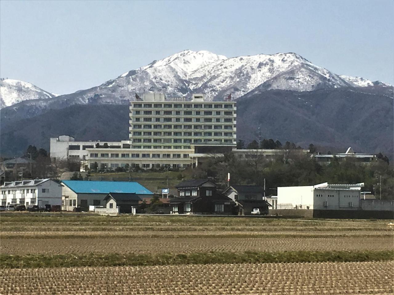 Ryotsu Yamaki Hotel Sado Bagian luar foto